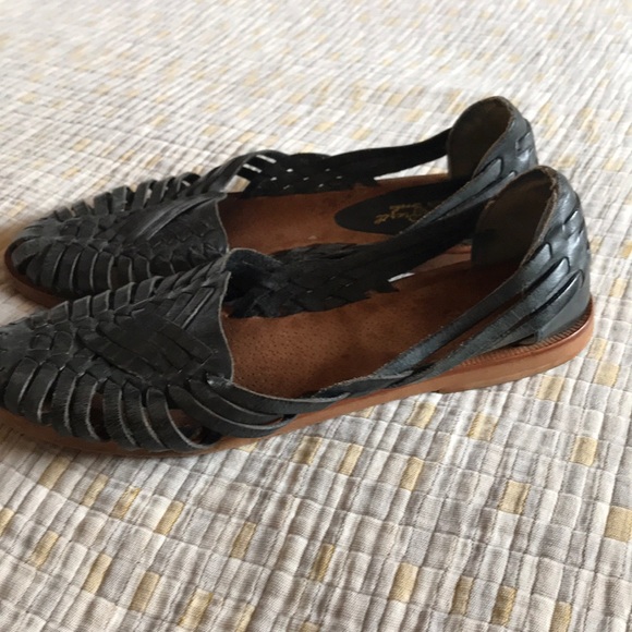 Leather shoe sandal - Picture 2 of 2